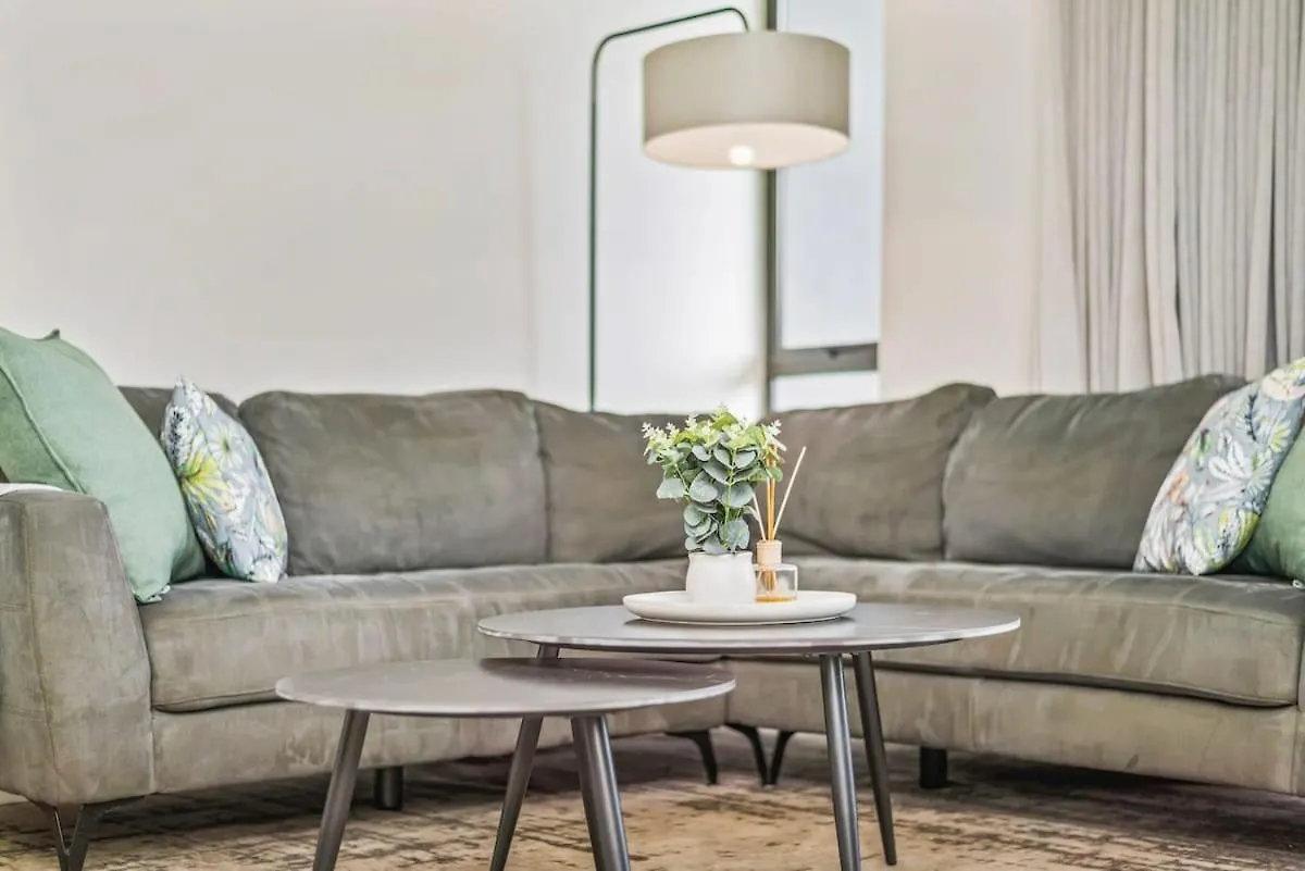 Stylish Apartment In Green Point Città del Capo